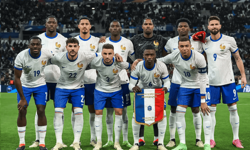 开云体育亚洲官网-欧国联赛厮杀激烈，胜负五五开