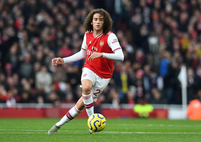 阿森纳战平伯恩利保持不败势头