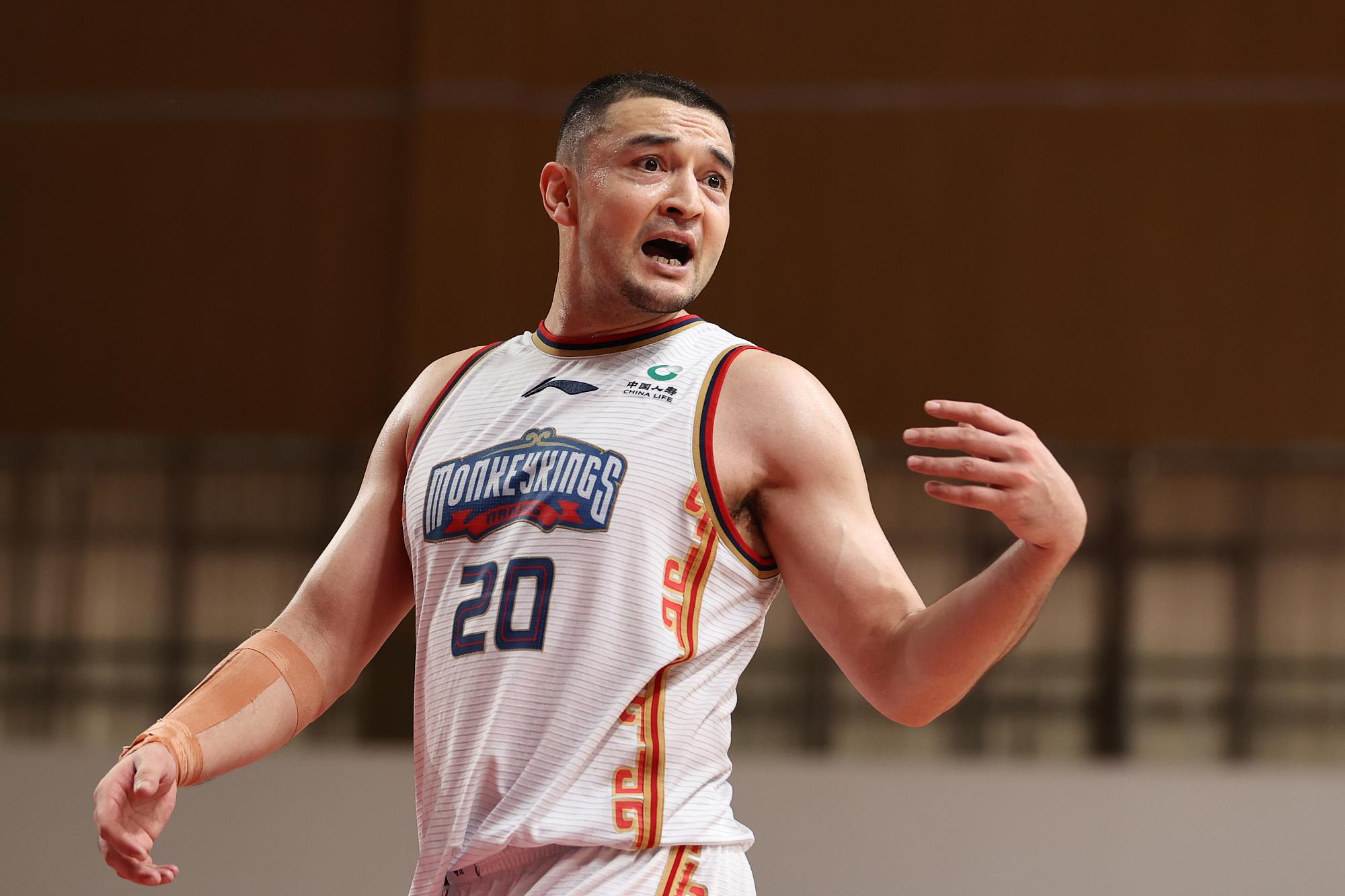 开云体育app下载地址-关于佛山客场大胜南宁，提升季后赛希望的信息