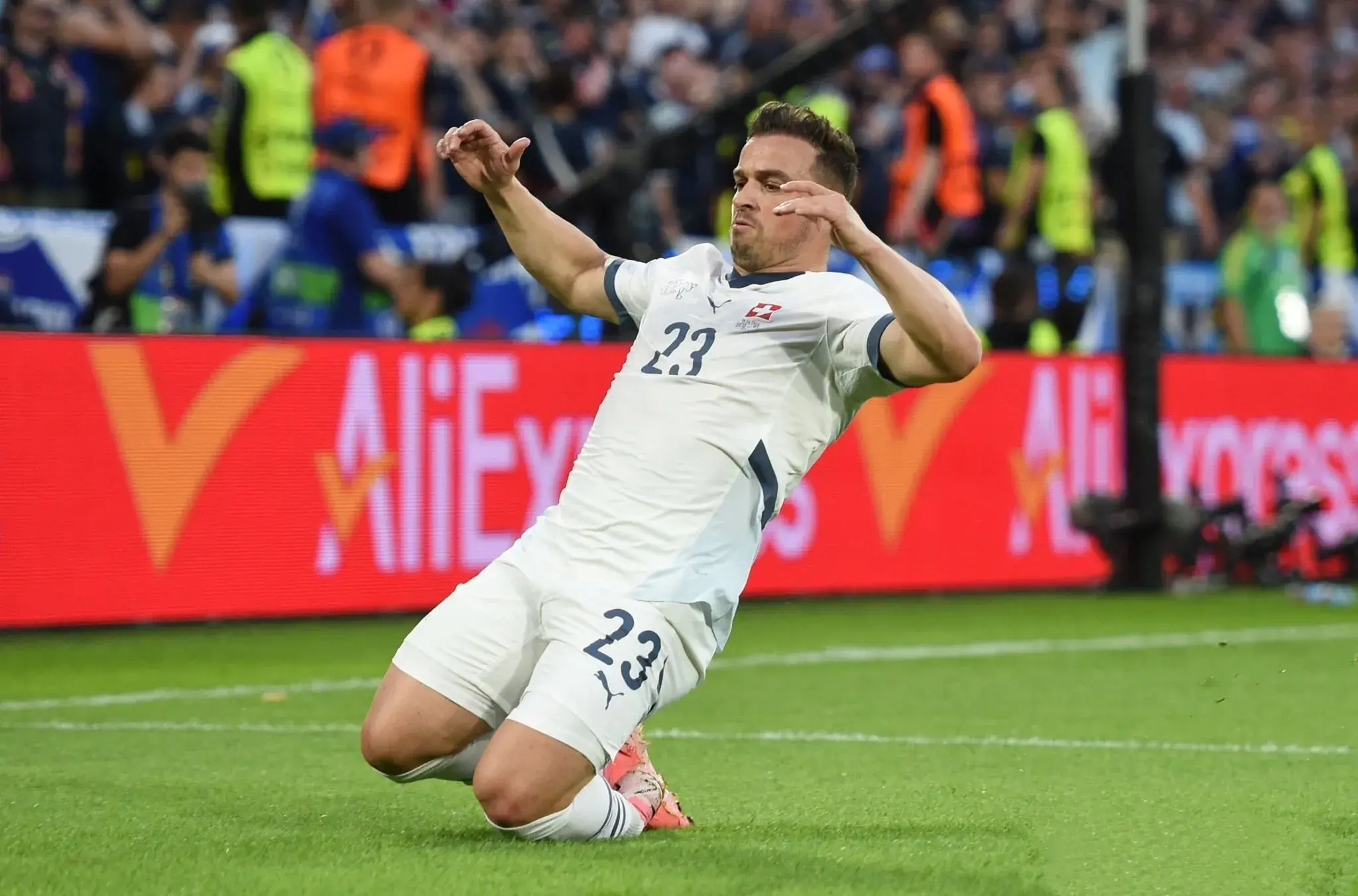 瑞典绝杀瑞士，闯入欧洲杯半决赛