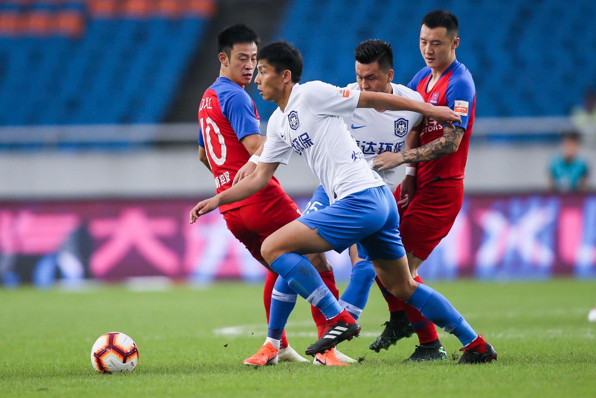 关于泰达连胜保持稳定，近距离追赶前列的信息